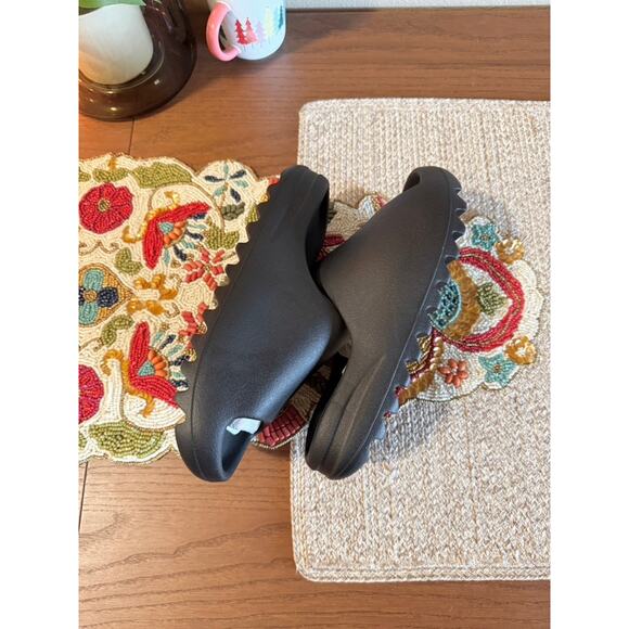 YZY YS-01 Black Yeezy Slides Onyx